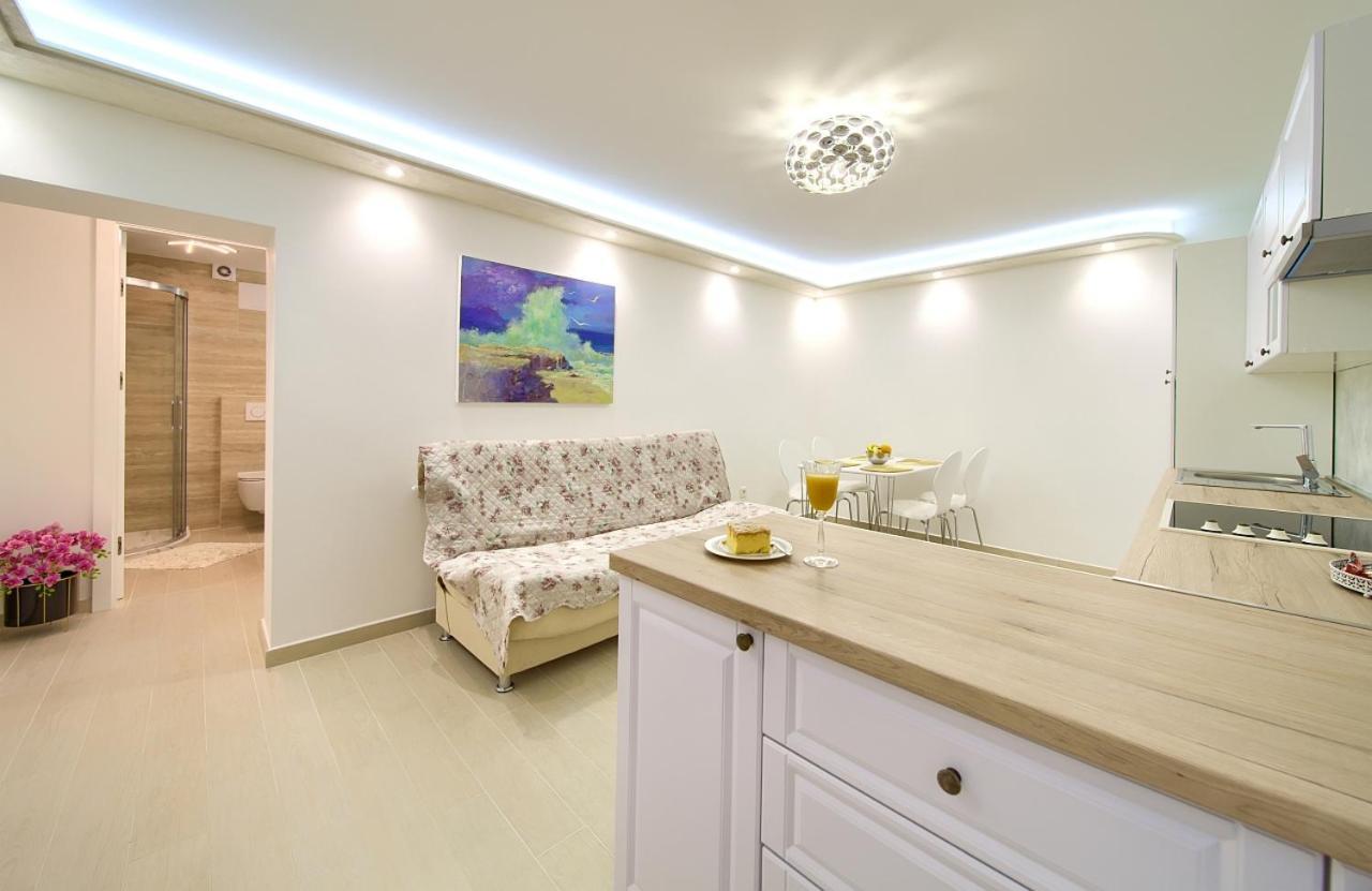 Casa Aurelia - Mali Tone Apartment คิร์ก ภายนอก รูปภาพ